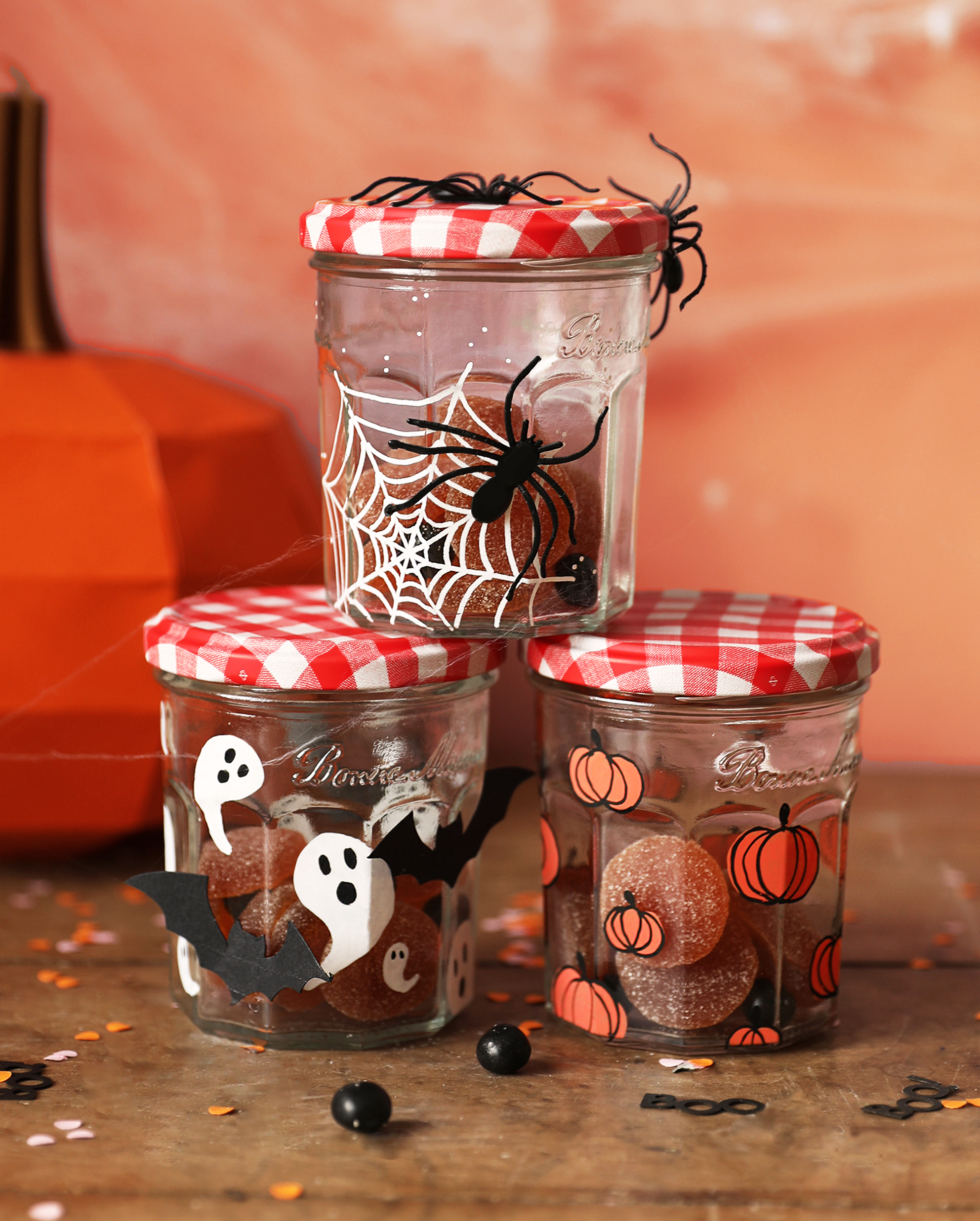 Halloween cukorkásüvegek
