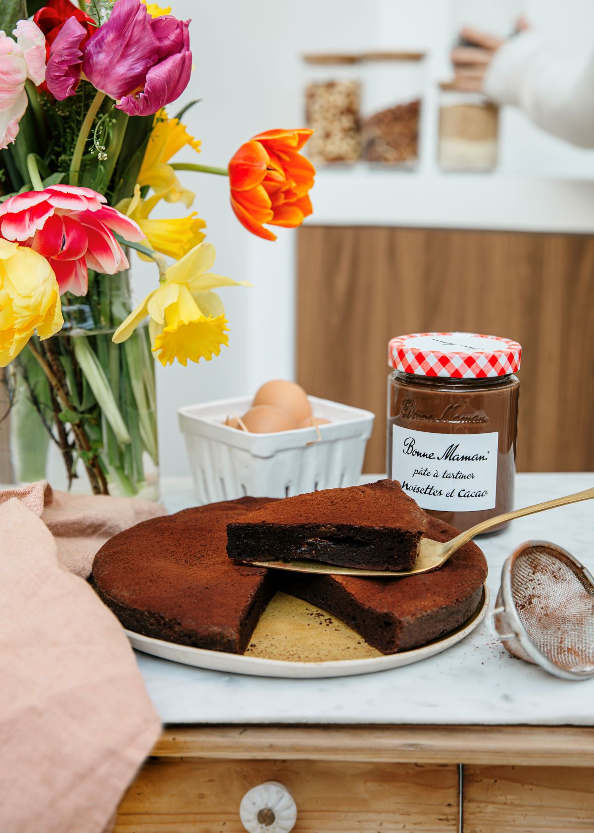 Csokoládés torta Bonne Maman mogyoró és kakaókrémből