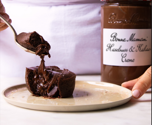 Láva-csokoládétorta Bonne Maman mogyorós-kakaós krémmel